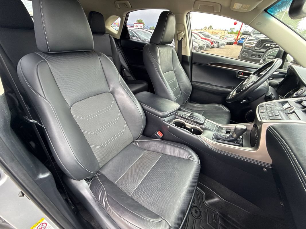 Used 2016 Lexus NX 300h AWD w/ Luxury Package image 15
