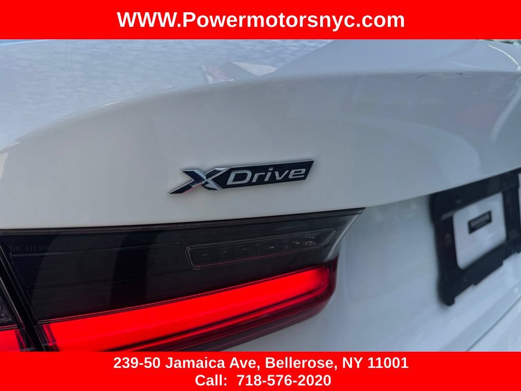 Used 2021 BMW 330i xDrive Sedan w/ Convenience Package AWD/4WD image 14