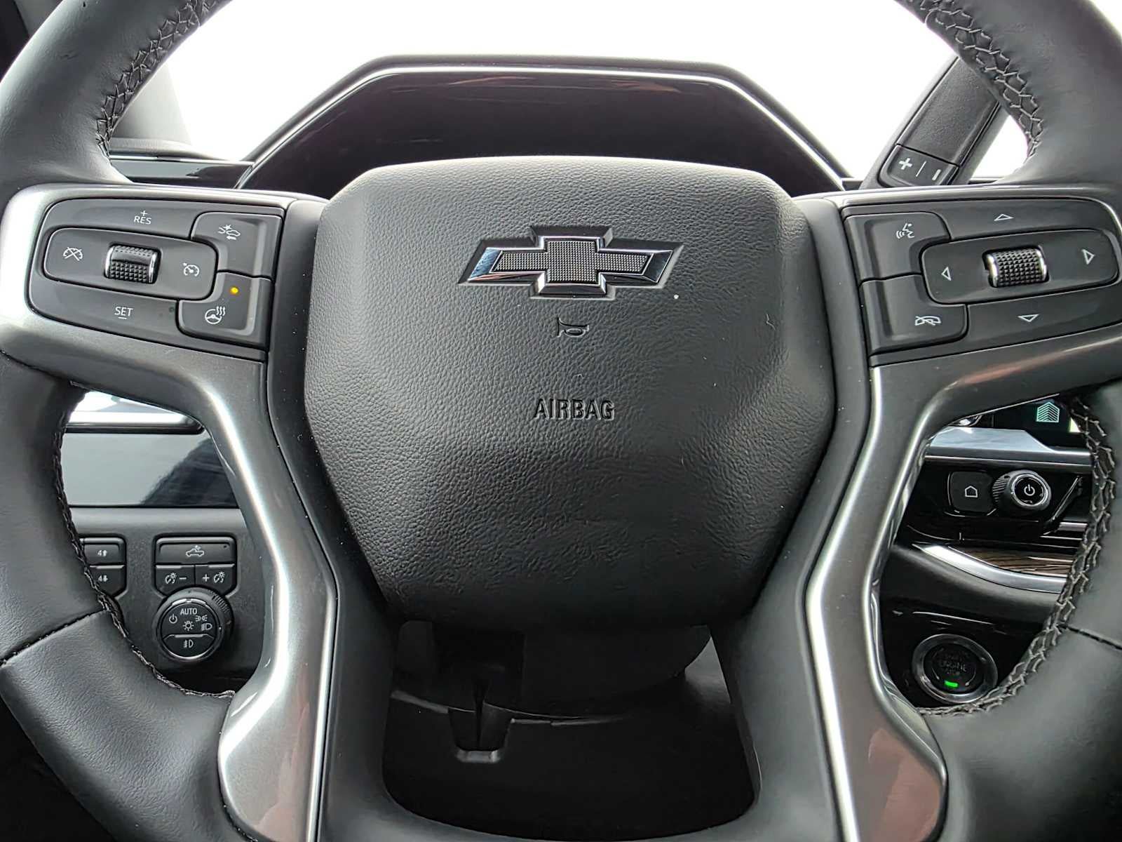 Used 2025 Chevrolet Silverado 1500 LT Trail Boss AWD/4WD image 24