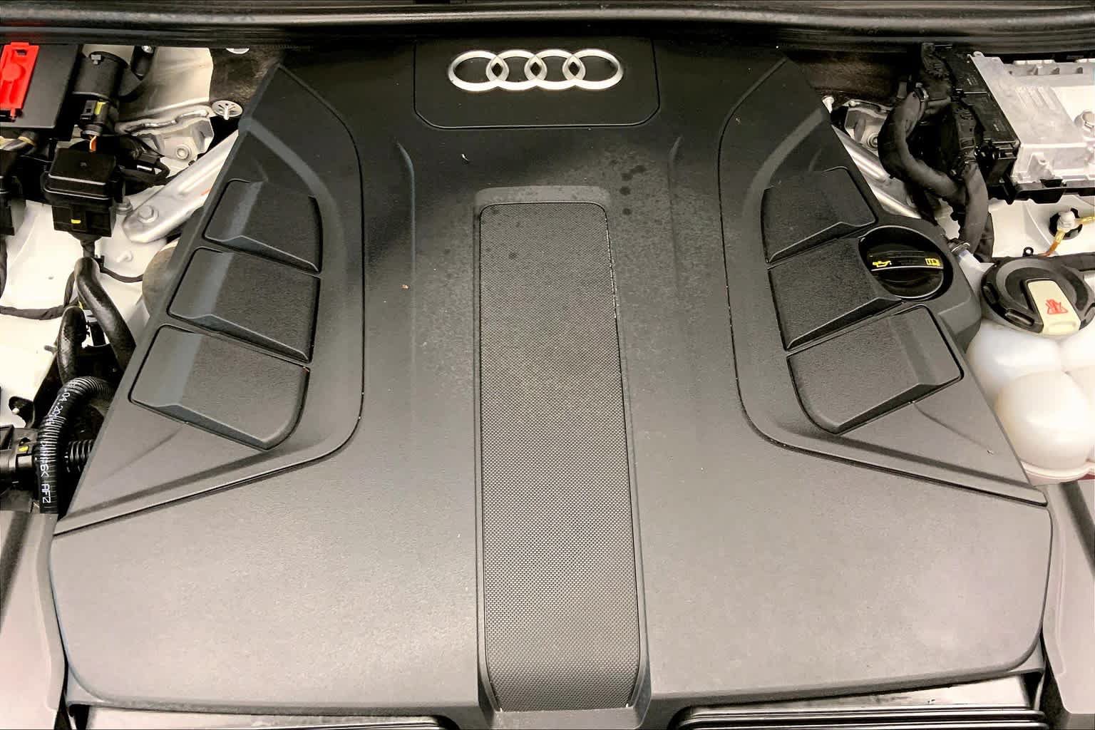 Used 2019 Audi Q7 3.0T Premium Plus w/ Premium Plus Package AWD/4WD image 30