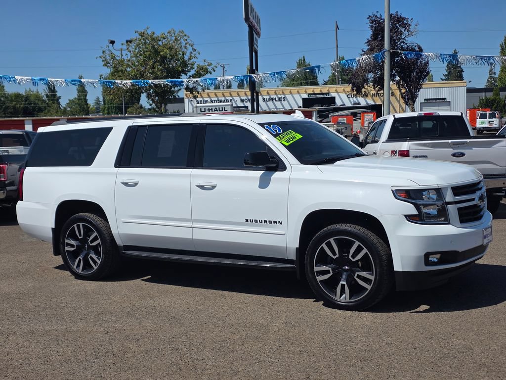 Used 2019 Chevrolet Suburban Premier AWD/4WD image 3