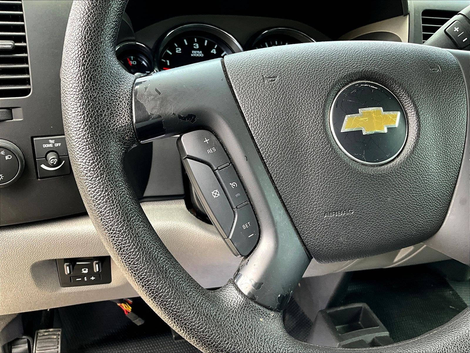 Used 2013 Chevrolet Silverado 2500 W/T AWD/4WD image 13