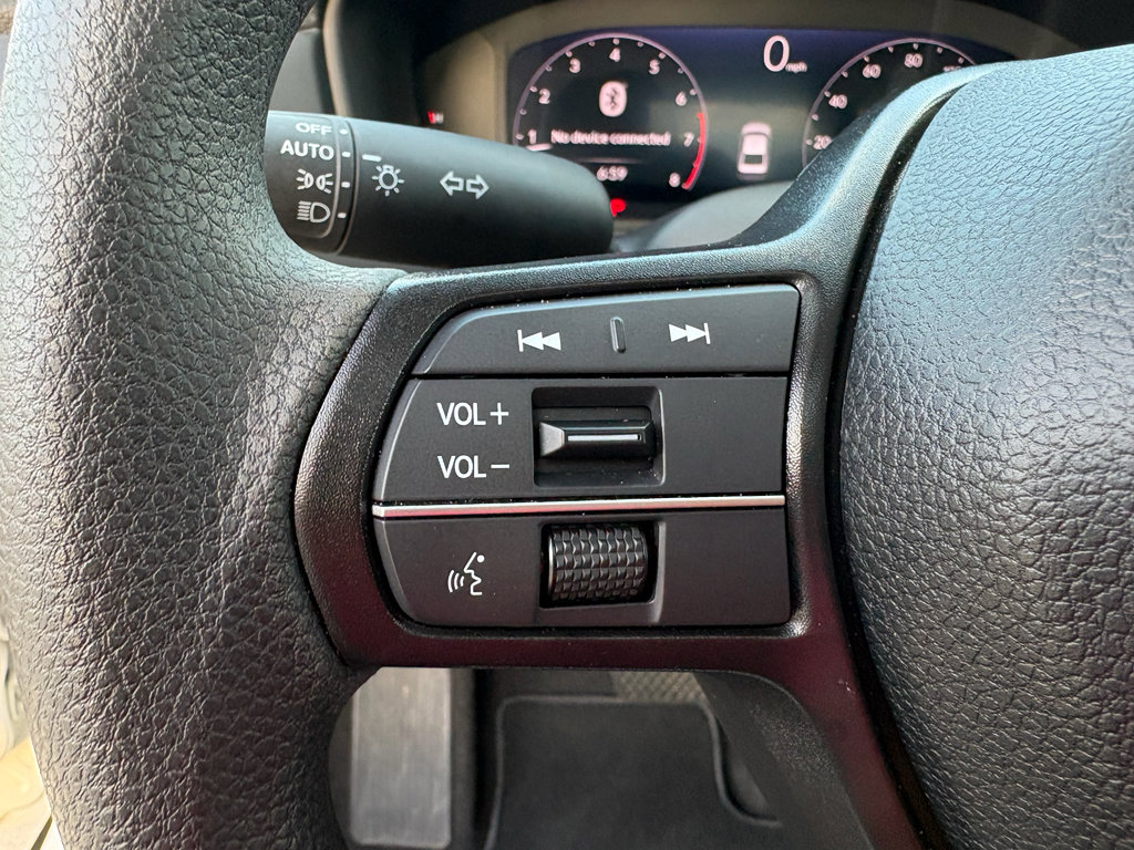 Certified 2025 Honda Accord SE image 13