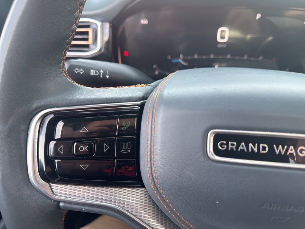 Used 2022 Jeep Grand Wagoneer Series III w/ Rear Seat Video Group 1 image 24