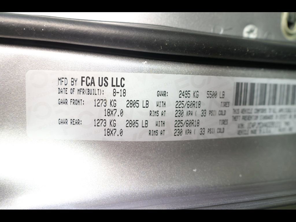 Used 2019 Jeep Cherokee Limited image 32