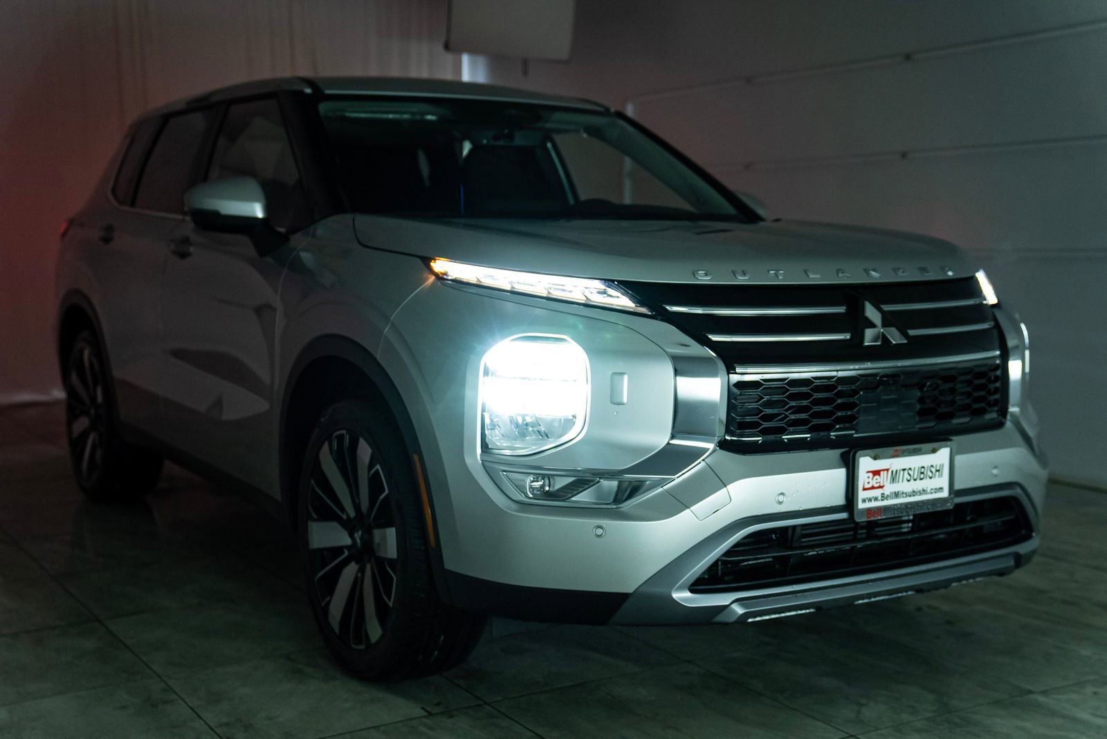 Used 2025 Mitsubishi Outlander SEL AWD/4WD image 30