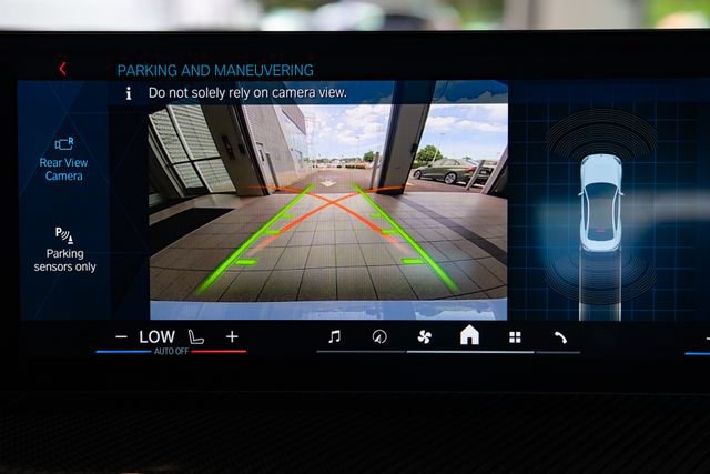 Used 2025 BMW M2 w/ Lighting Package RWD image 19