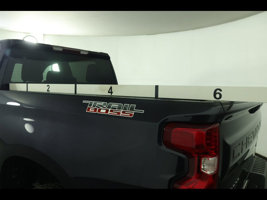 Used 2022 Chevrolet Silverado 1500 Custom Trail Boss w/ LPO, Dark Essentials Package image 17