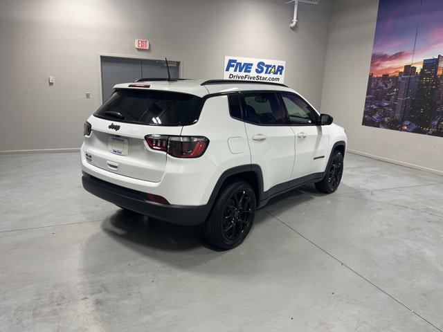 New 2026 Jeep Compass Latitude image 5