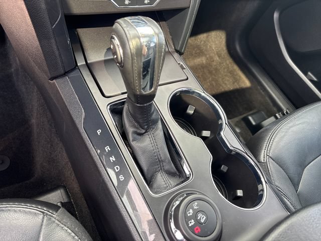 Used 2018 Ford Explorer XLT w/ Equipment Group 202A AWD/4WD image 29