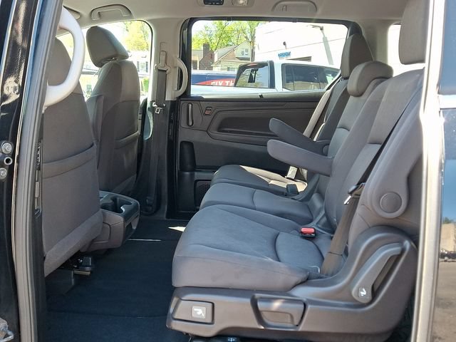 Certified 2018 Honda Odyssey EX image 10