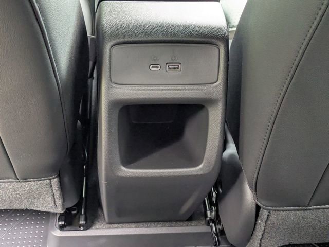 New 2026 Chevrolet Trax LT w/ Sunroof Package FWD image 26