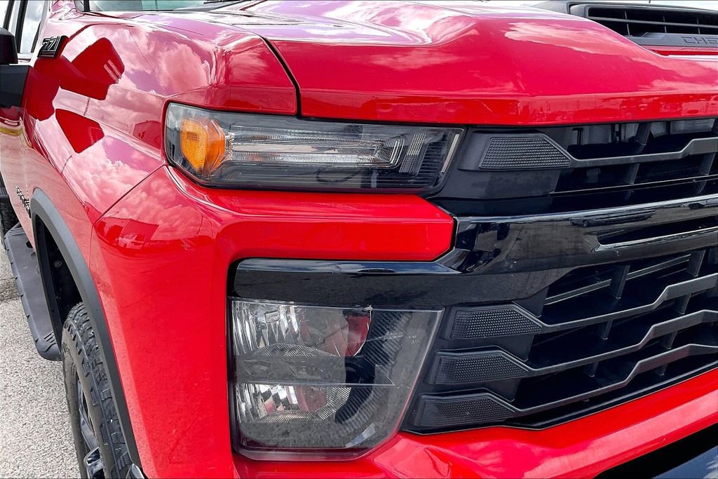 Used 2025 Chevrolet Silverado 2500 Custom w/ Custom Value Package AWD/4WD image 33