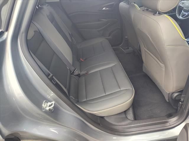 Certified 2024 Chevrolet Trax ACTIV w/ Driver Confidence Package FWD image 10