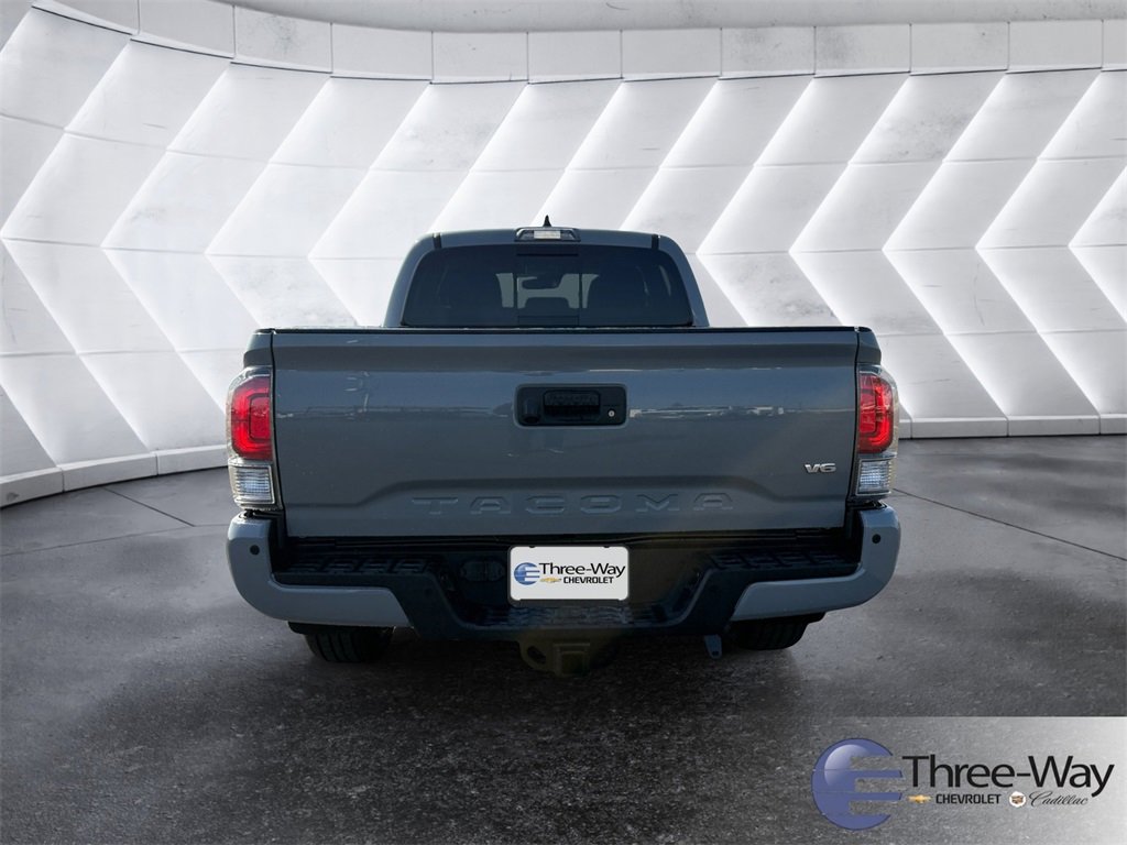 Used 2020 Toyota Tacoma SR5 image 4