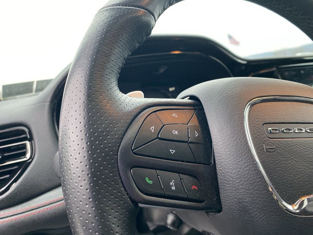 Used 2025 Dodge Durango GT image 30