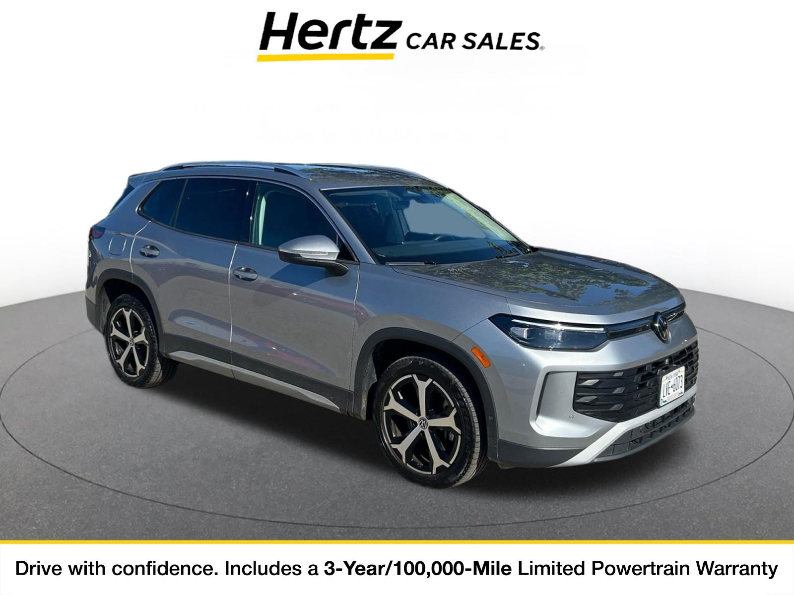 Used 2026 Volkswagen Tiguan SE AWD/4WD image 1