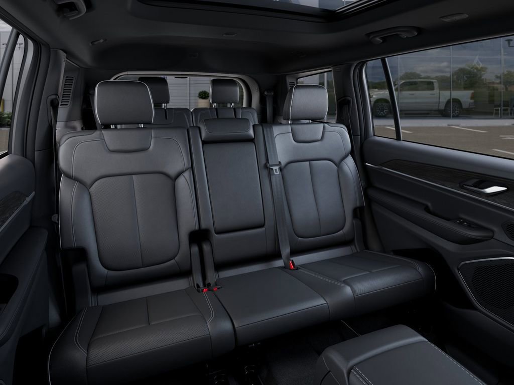 New 2026 Jeep Grand Cherokee L Limited AWD/4WD image 15