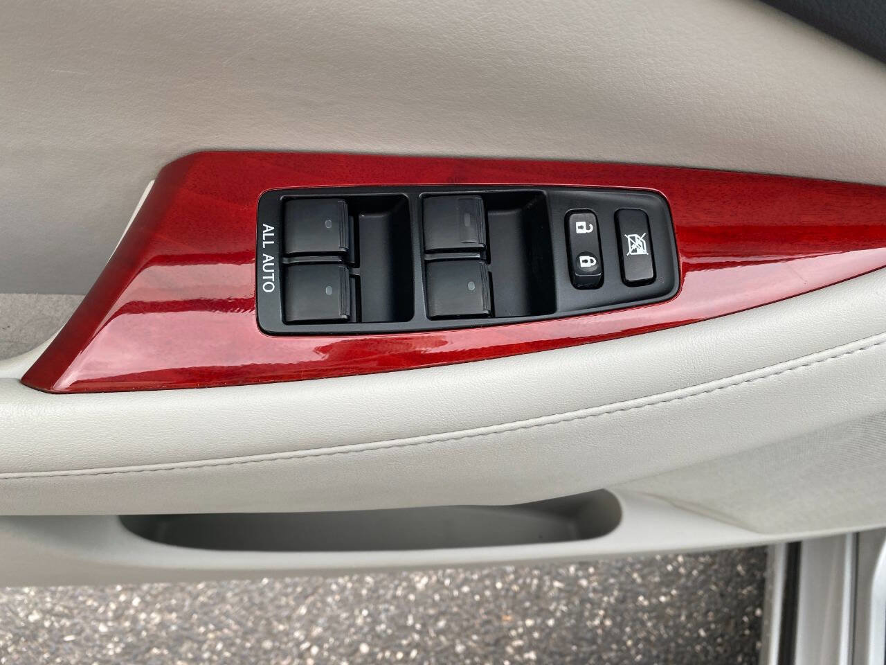 Used 2008 Lexus ES 350 w/ Premium Pkg image 12