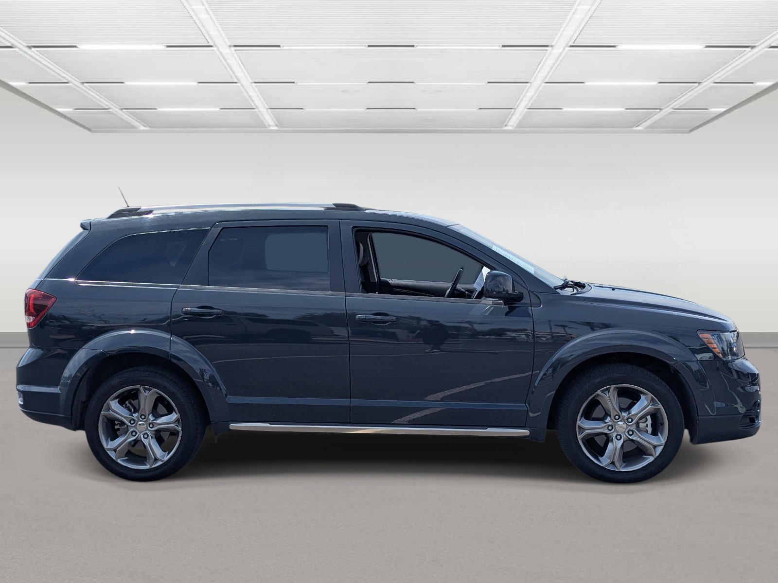 Used 2017 Dodge Journey Crossroad FWD image 6
