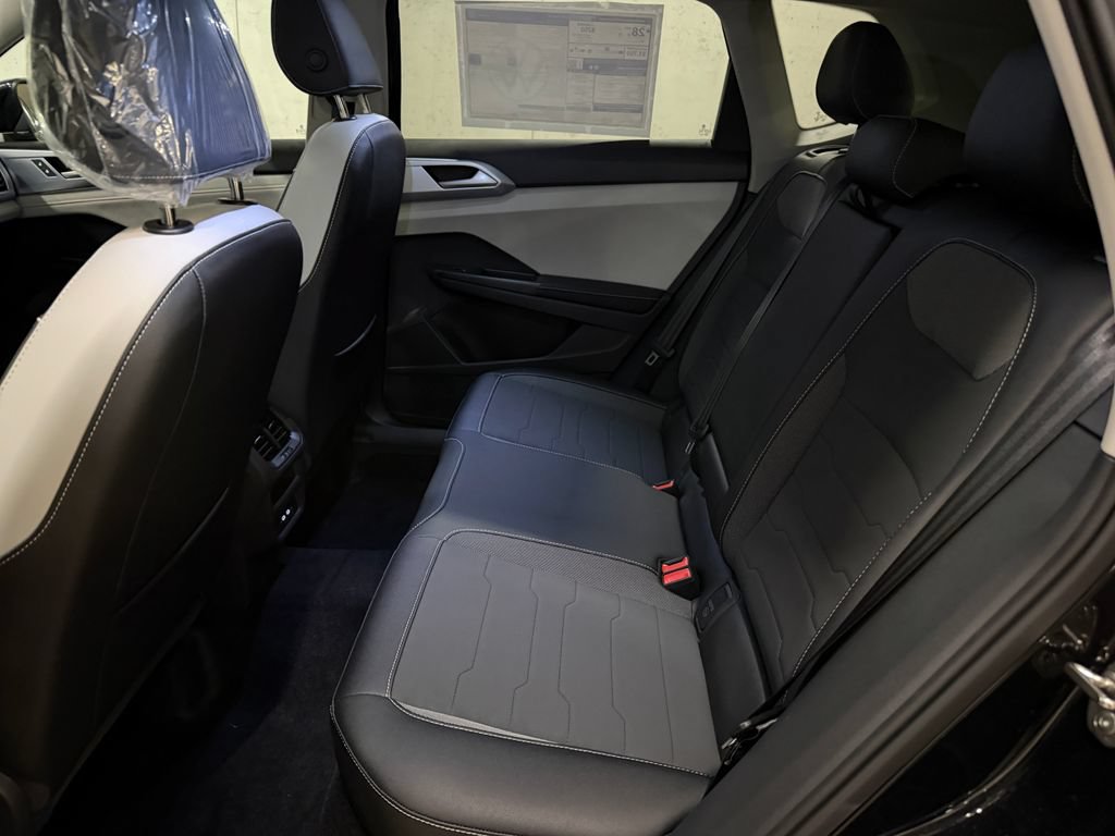 New 2026 Volkswagen Taos SE AWD/4WD image 23
