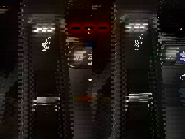 Used 2022 Kia Telluride SX w/ SX Prestige Package image 13