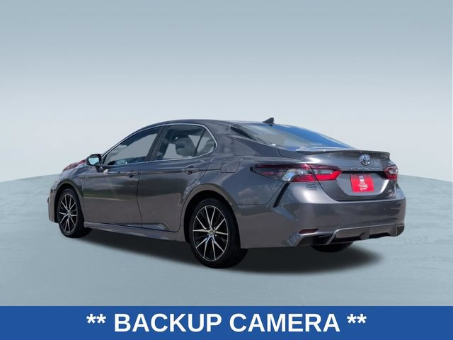 Used 2024 Toyota Camry SE FWD image 3