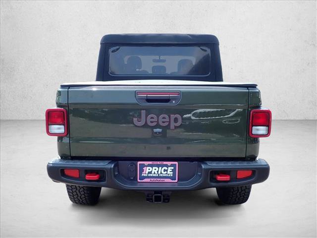Used 2023 Jeep Gladiator Rubicon w/ Cold Weather Group AWD/4WD image 3