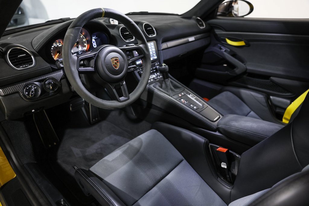 Used 2023 Porsche 718 Cayman GT4 RS image 27