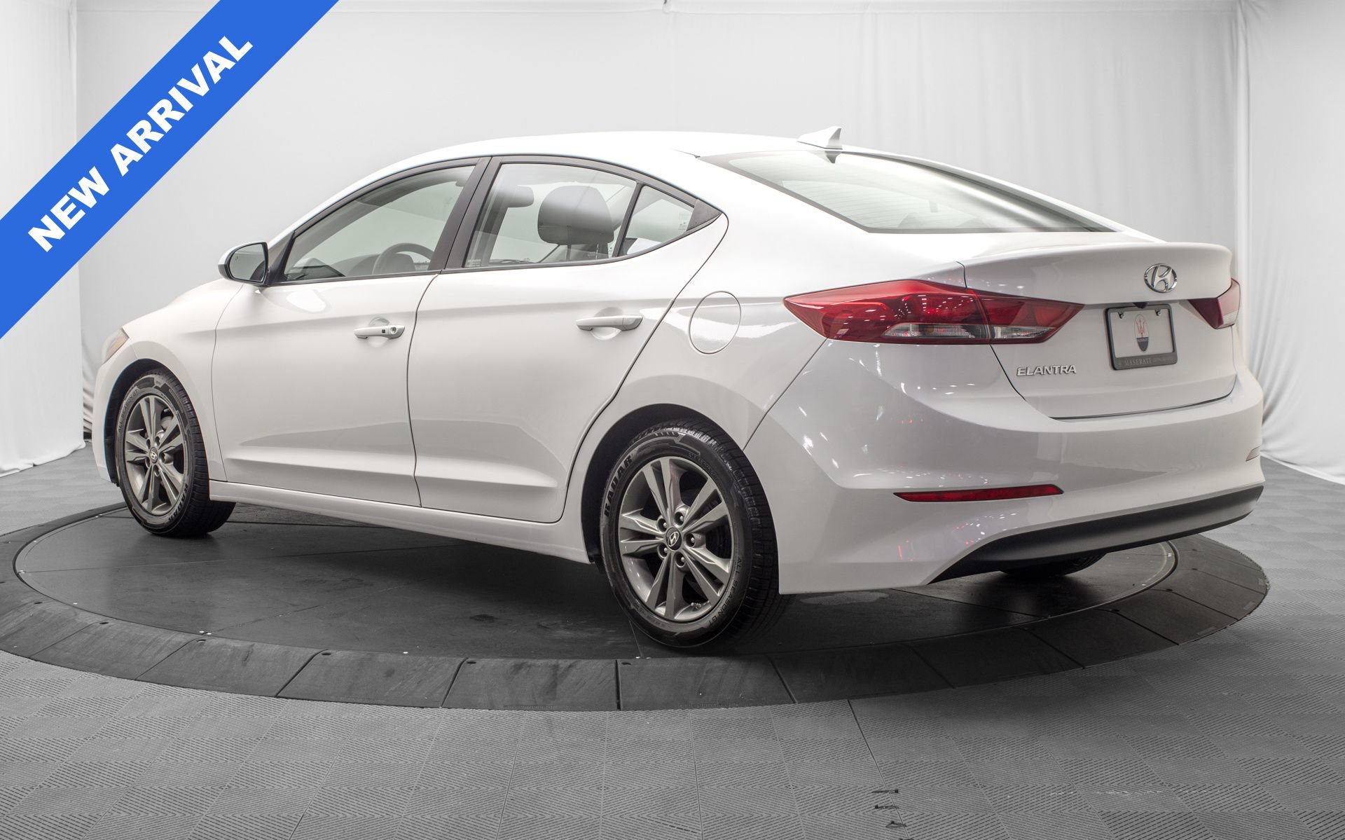 Used 2017 Hyundai Elantra Value Edition FWD image 5