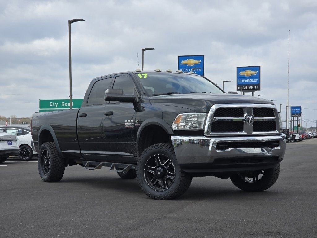 Used 2017 RAM 2500 Tradesman w/ Chrome Appearance Group image 2
