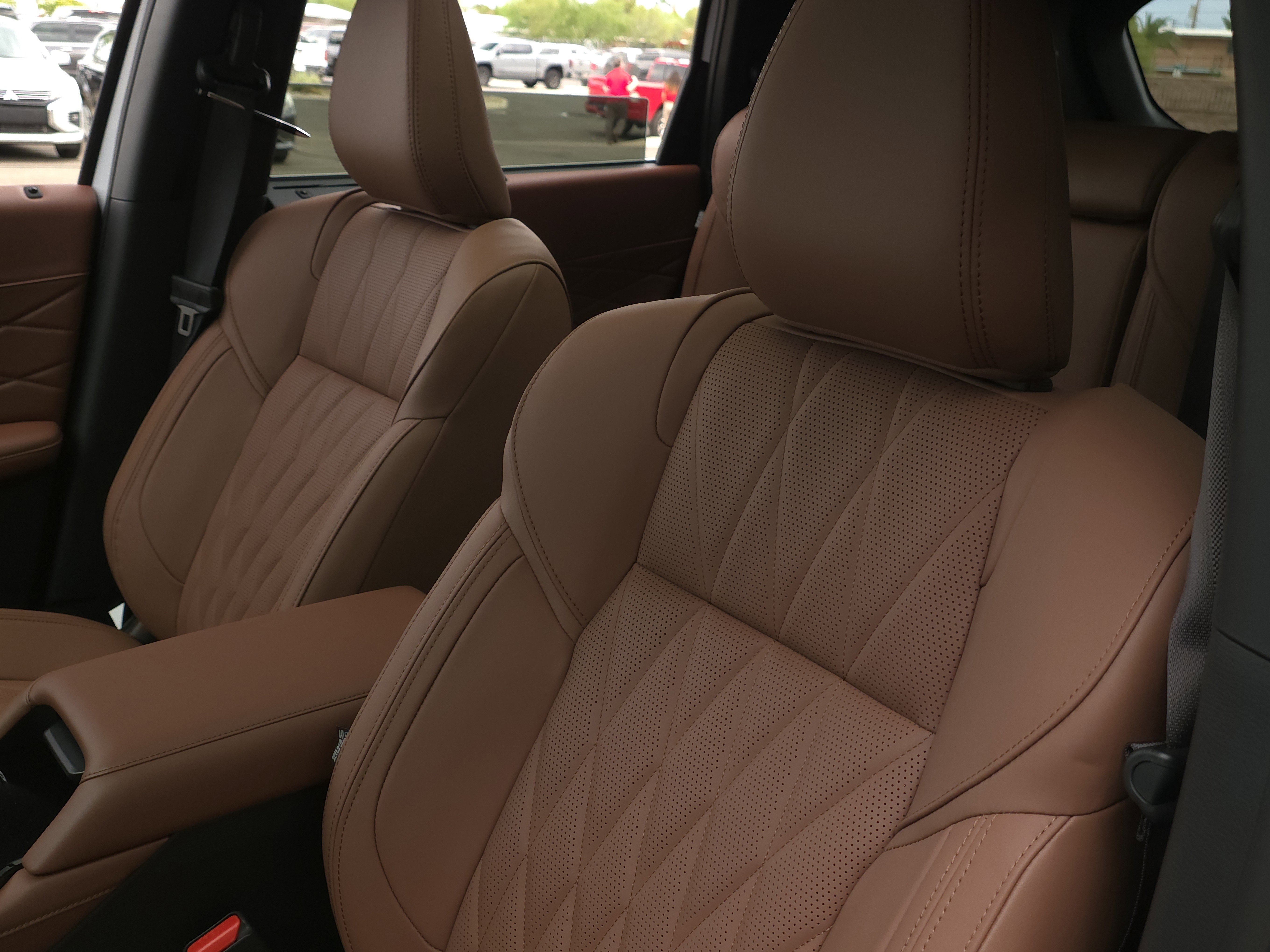 New 2025 Mitsubishi Outlander SEL image 10