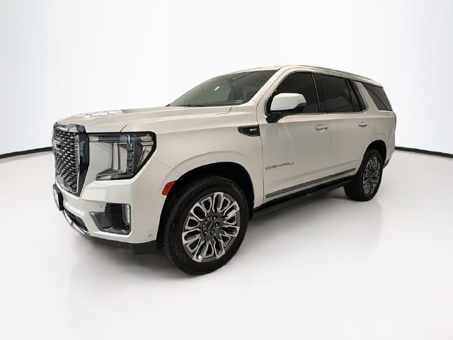 Certified 2023 GMC Yukon Denali Ultimate AWD/4WD image 3