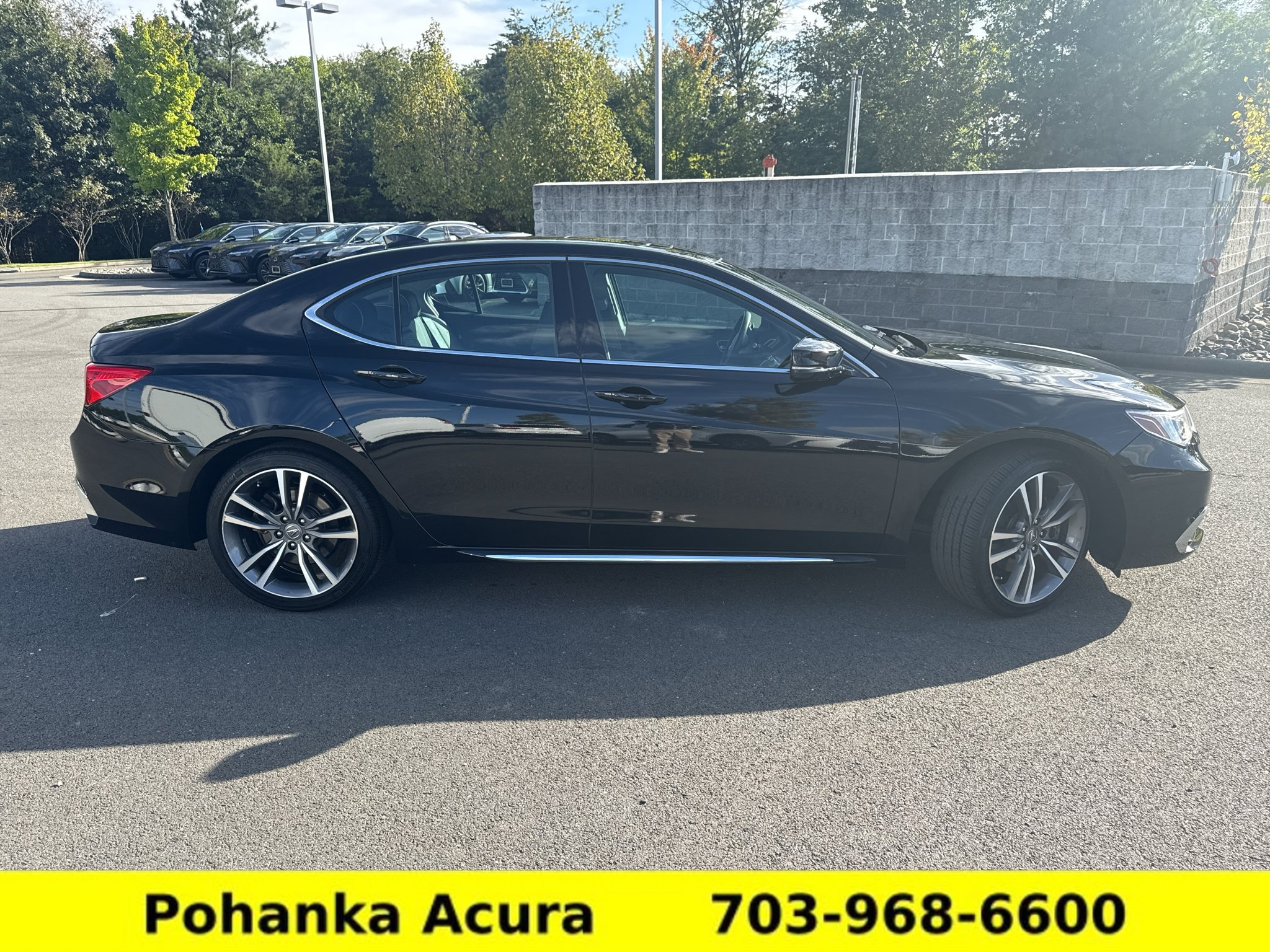 Used 2020 Acura TLX w/ Technology Package FWD image 8