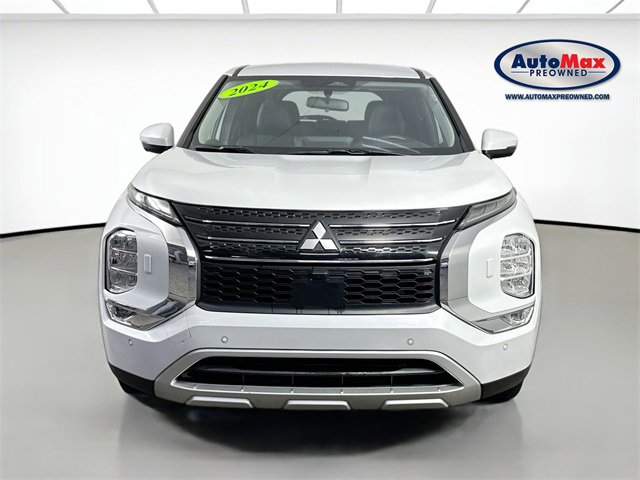 Used 2024 Mitsubishi Outlander SE image 6
