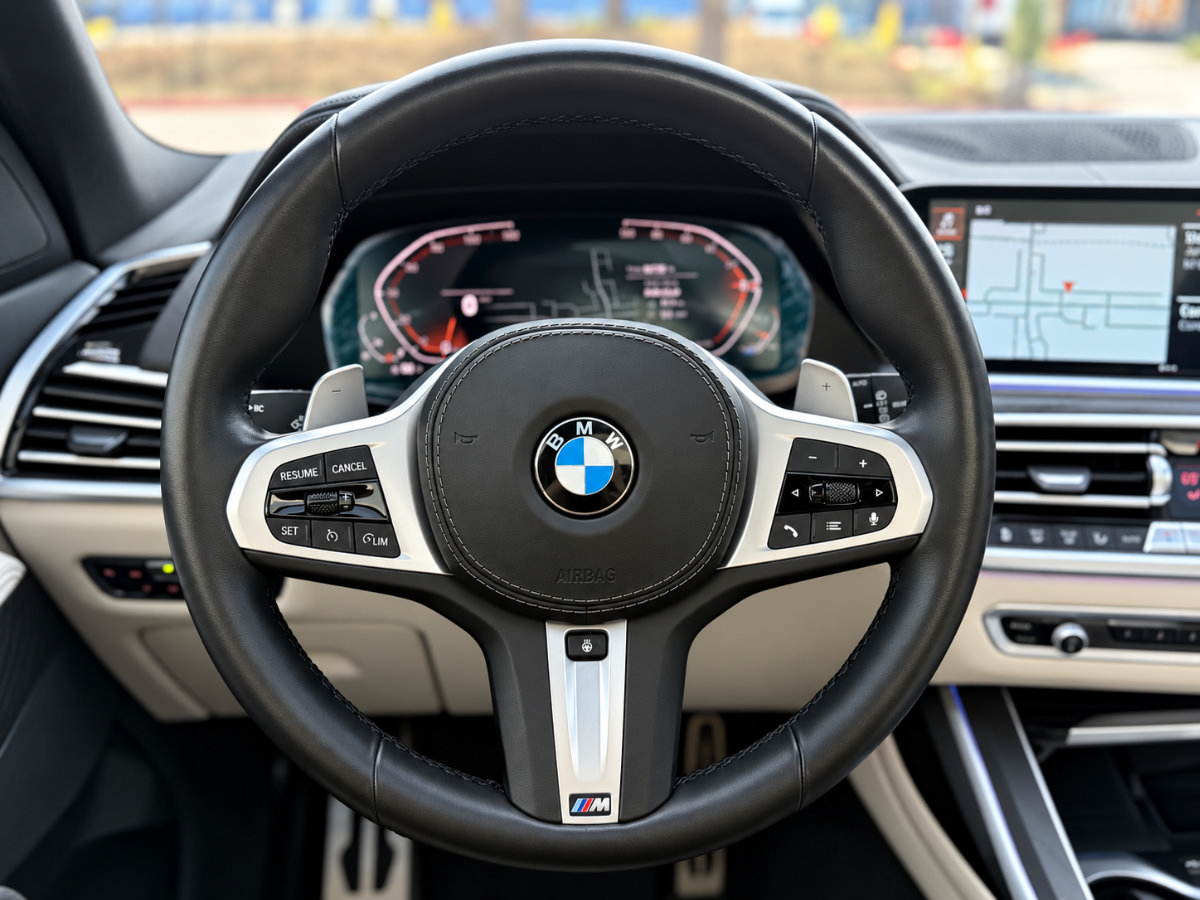 Used 2022 BMW X7 xDrive40i w/ M Sport Package AWD/4WD image 23