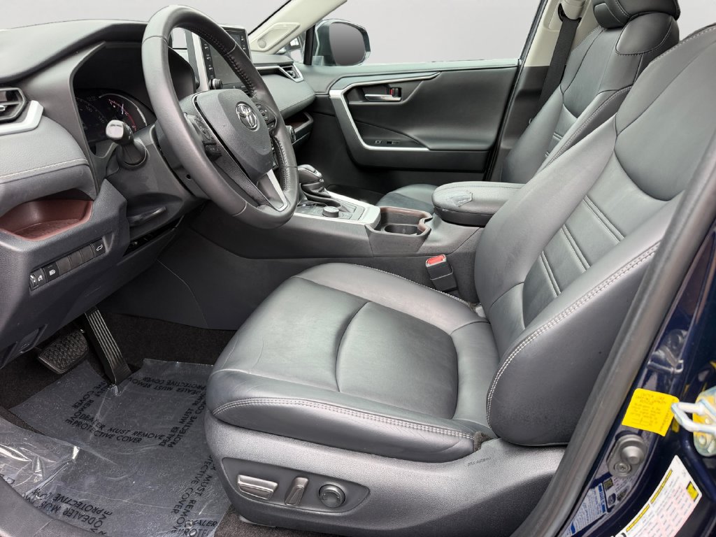 Used 2019 Toyota RAV4 Limited w/ Protection Package AWD/4WD image 16