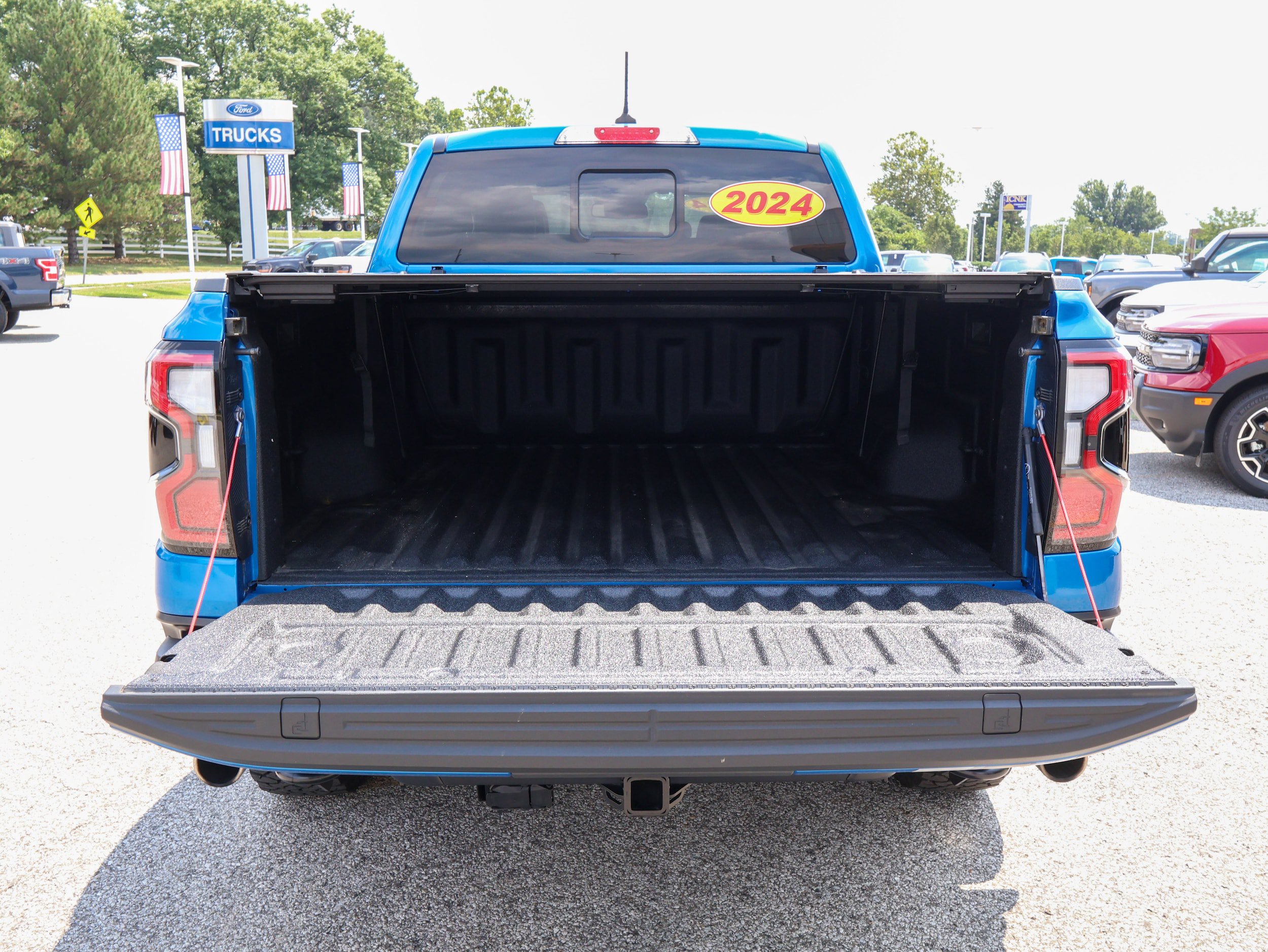 Used 2024 Ford Ranger Raptor AWD/4WD image 6