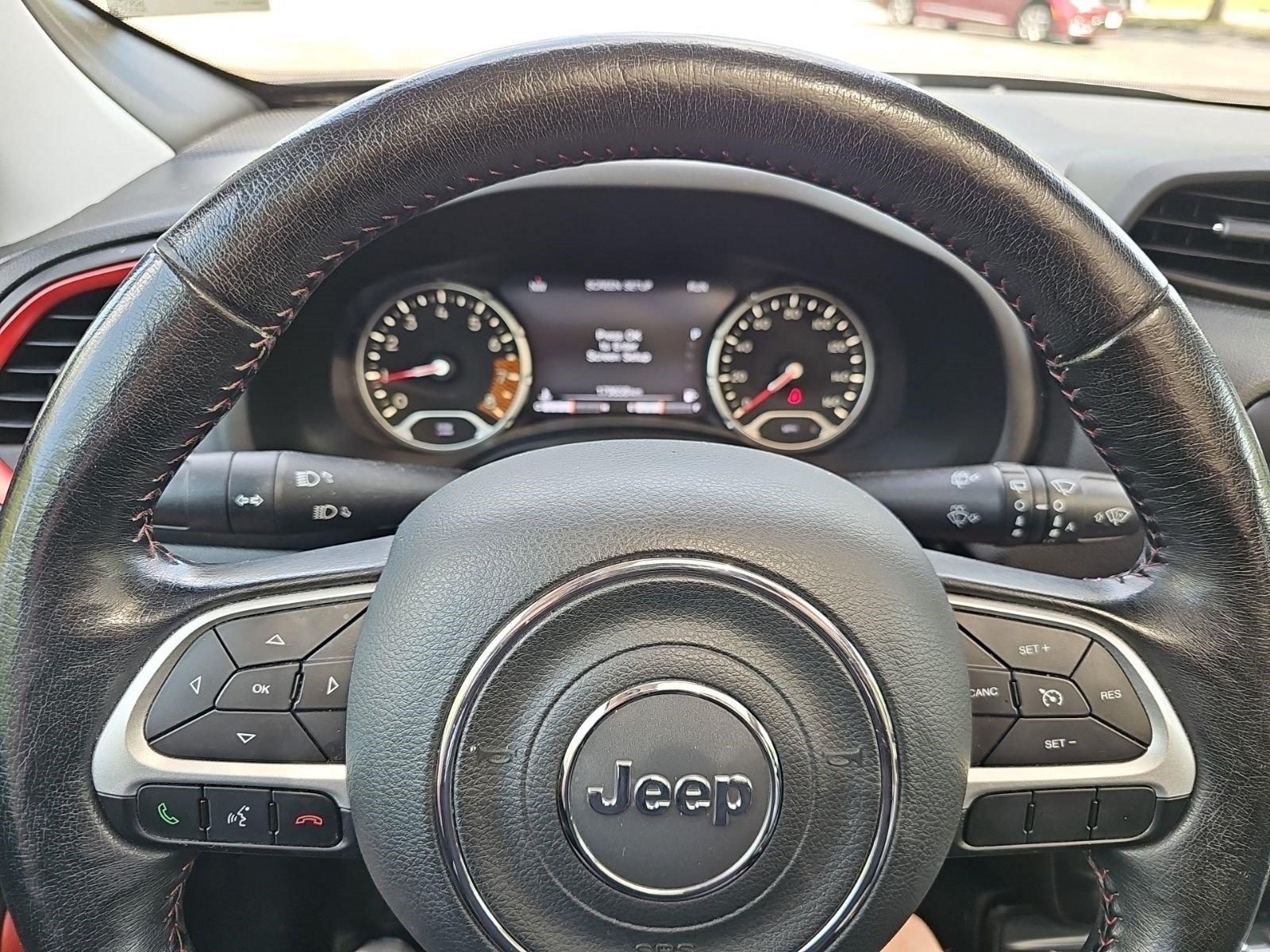 Used 2019 Jeep Renegade Trailhawk AWD/4WD image 21