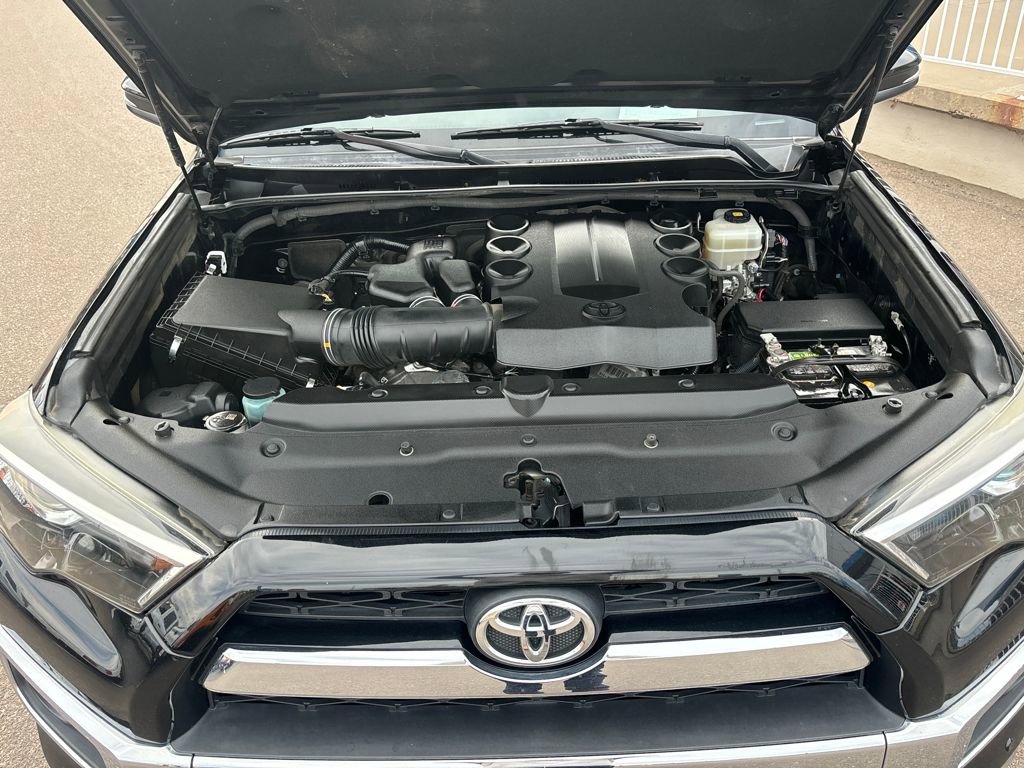 Used 2018 Toyota 4Runner Limited image 22