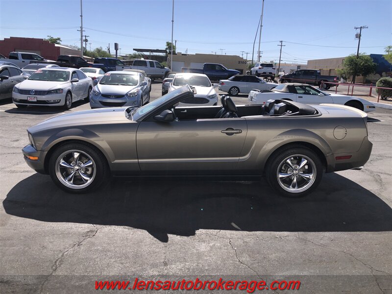 Used 2005 Ford Mustang Premium RWD image 12