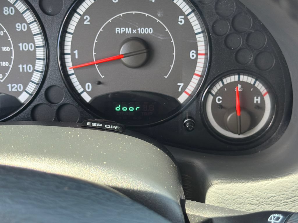 Used 2006 Jeep Liberty Sport RWD image 14