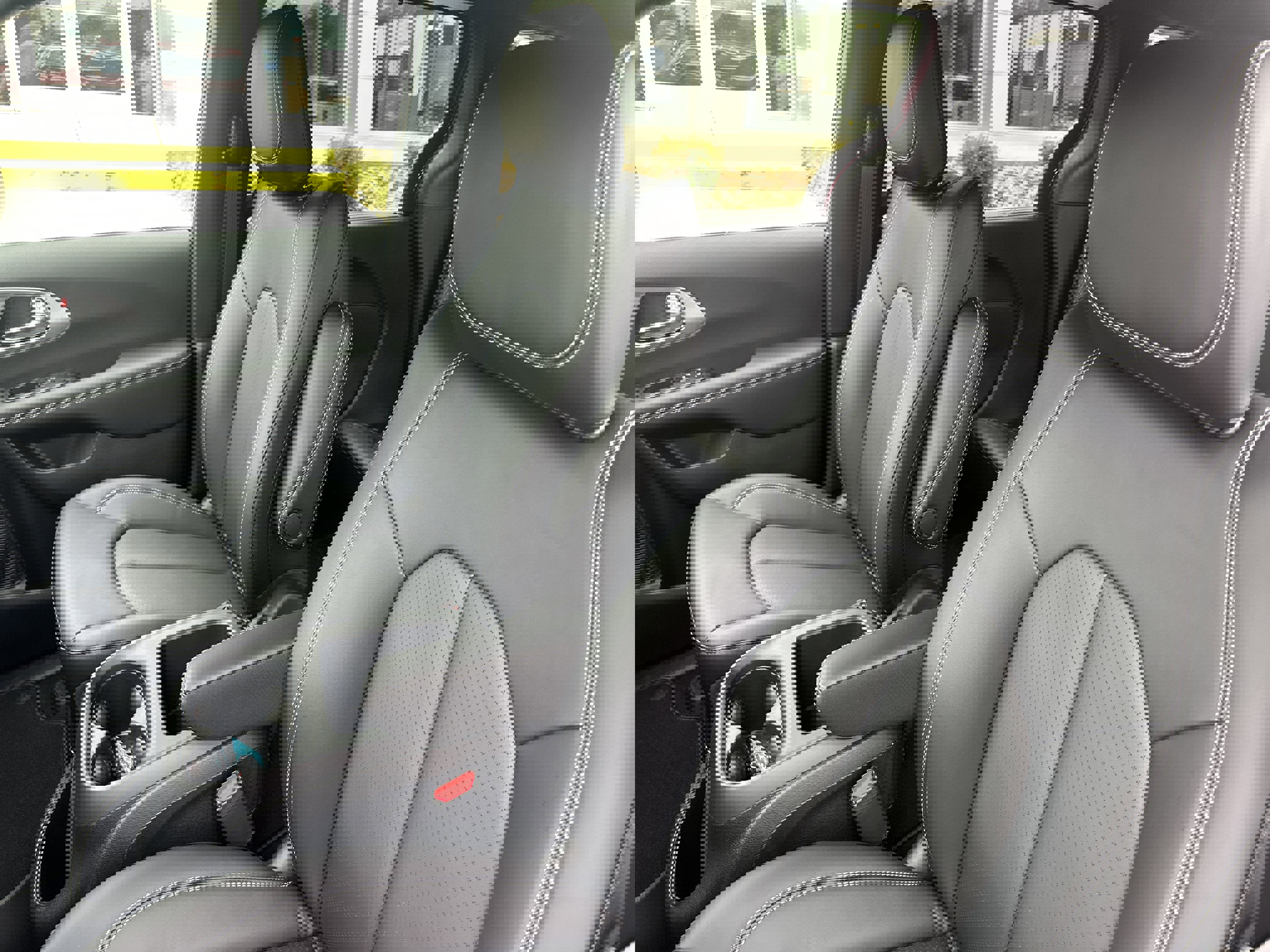 New 2026 Chrysler Pacifica Select image 15