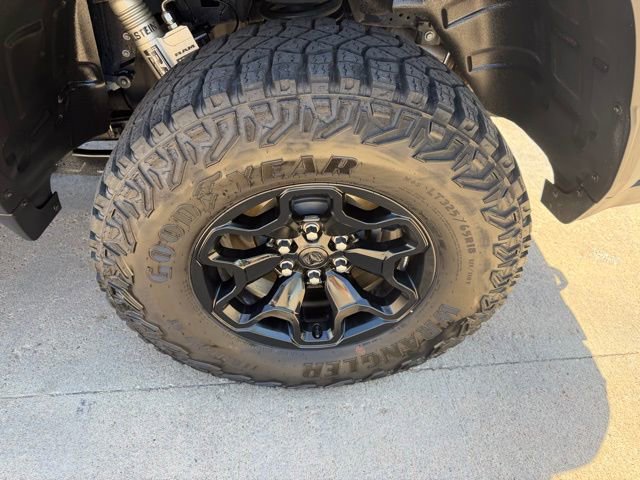 Used 2025 RAM 1500 RHO AWD/4WD image 33