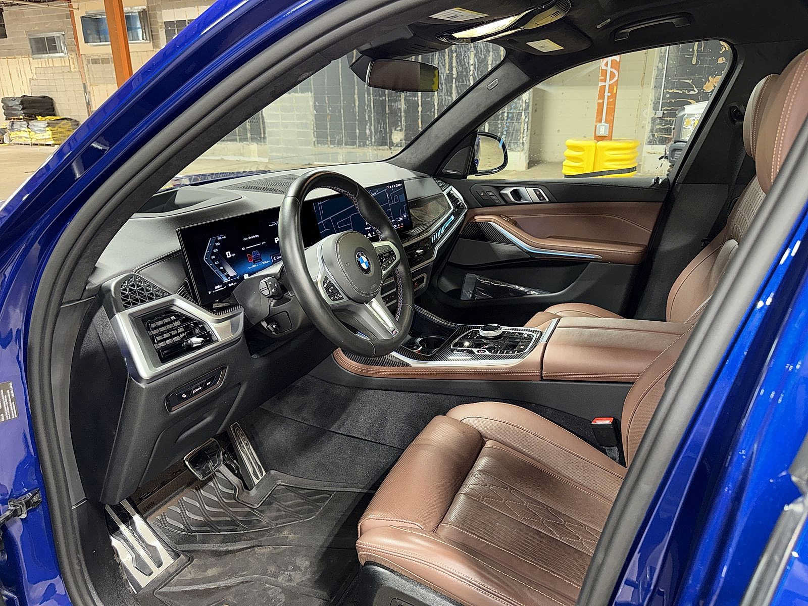 Used 2025 BMW X7 M60i w/ Executive Package AWD/4WD image 29