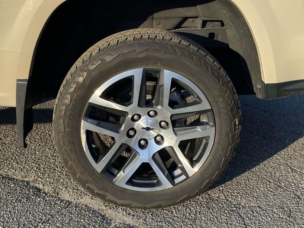 Used 2023 Chevrolet Colorado Z71 w/ Z71 Convenience Package 2 image 8