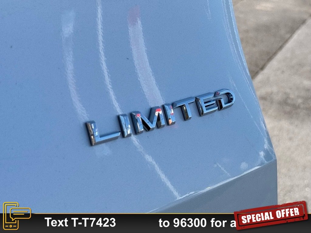 Used 2024 Toyota Grand Highlander Limited image 6