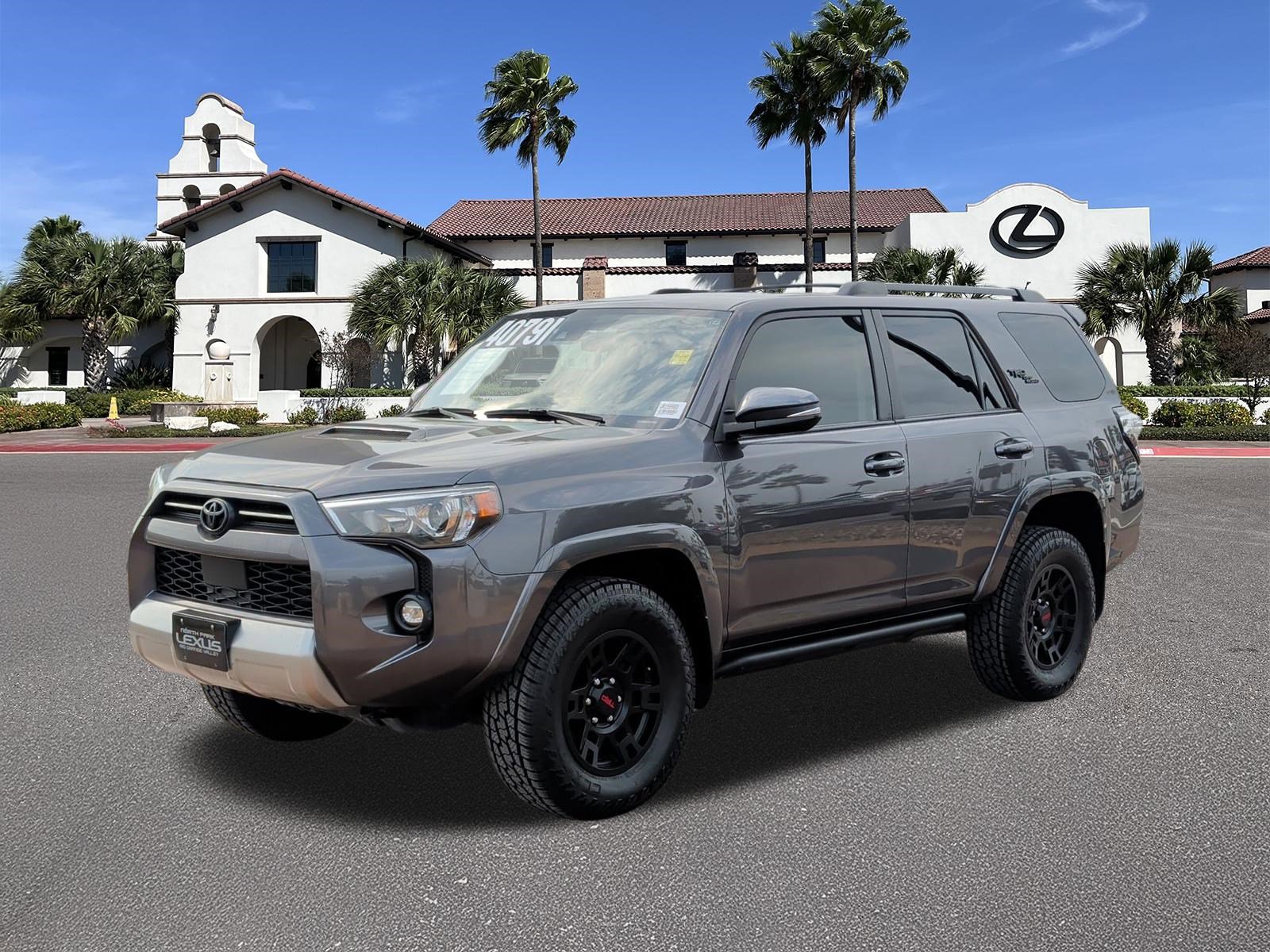 Used 2023 Toyota 4Runner TRD Off-Road Premium image 5