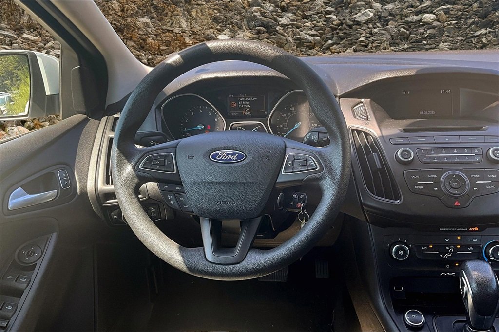 Used 2017 Ford Focus SE image 5