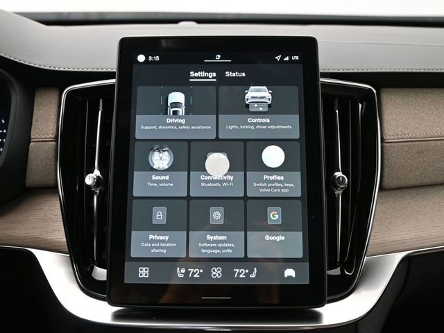 New 2026 Volvo XC90 B6 Core w/ Protection Package Premier image 16